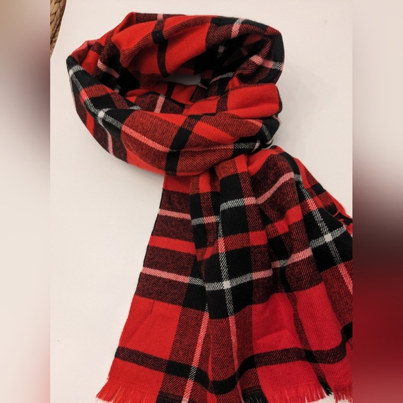 Plaid Ralph Lauren Gorgeous scarf NWOT - Picture 4 of 7